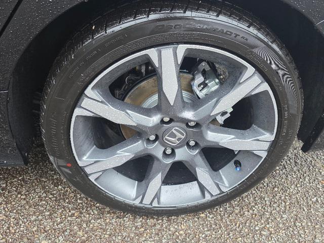 new 2026 Honda Civic Hybrid car, priced at $33,490