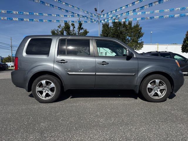 used 2012 Honda Pilot car, priced at $7,899