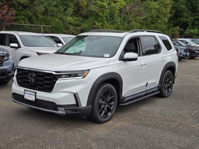 new 2025 Honda Pilot car, priced at $57,580