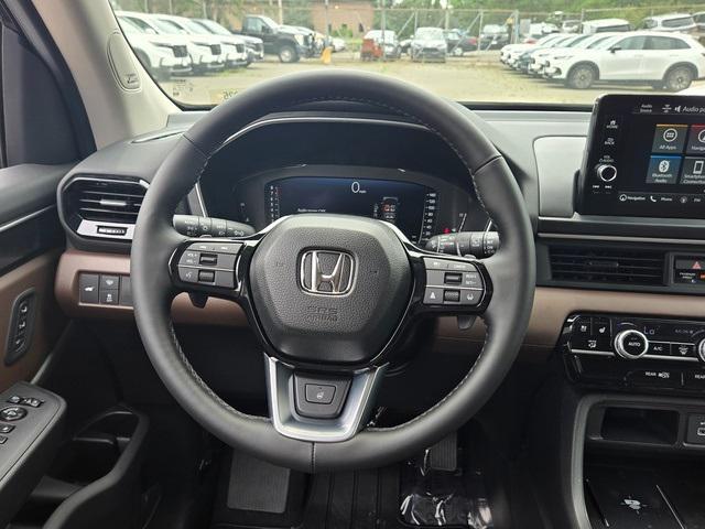 new 2025 Honda Pilot car, priced at $55,260