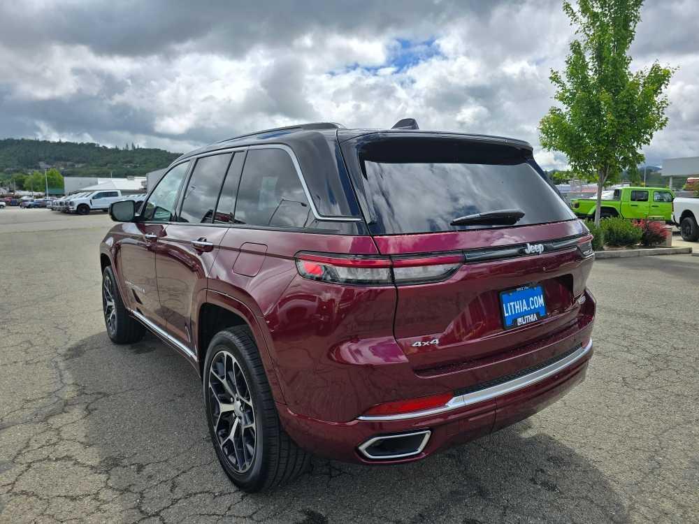 new 2025 Jeep Grand Cherokee car, priced at $60,495