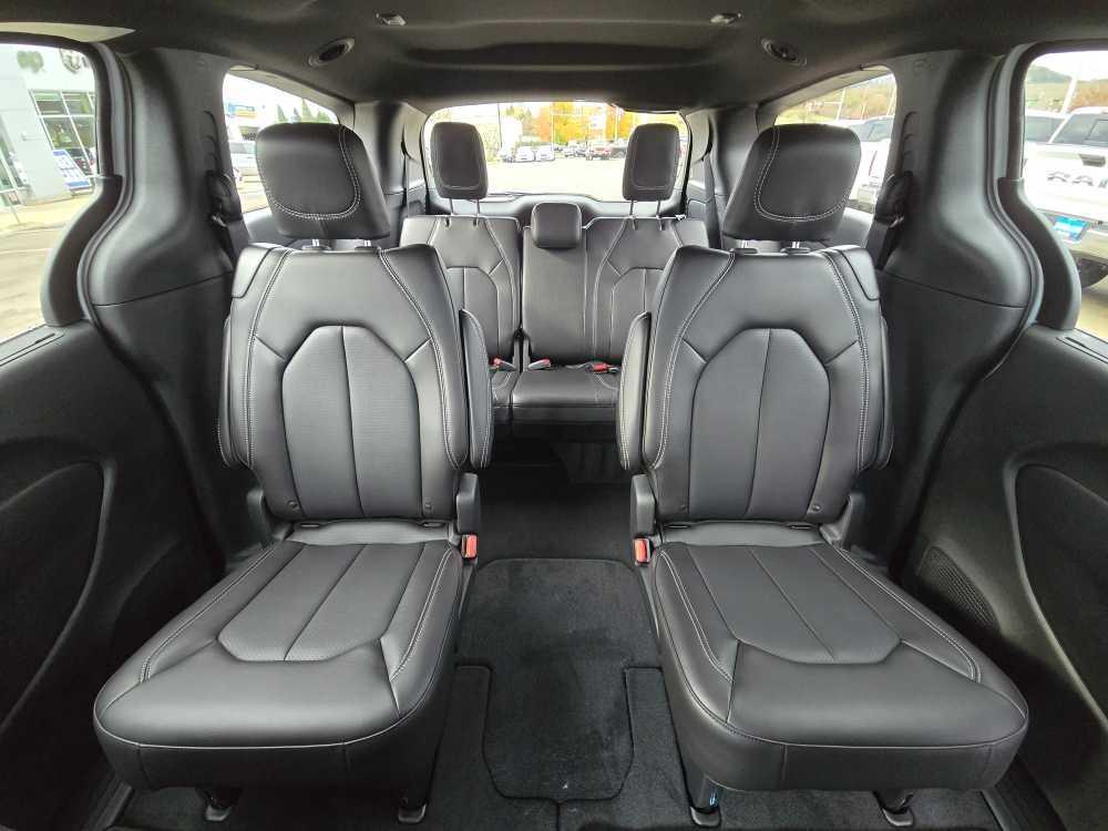 new 2026 Chrysler Pacifica car, priced at $47,995