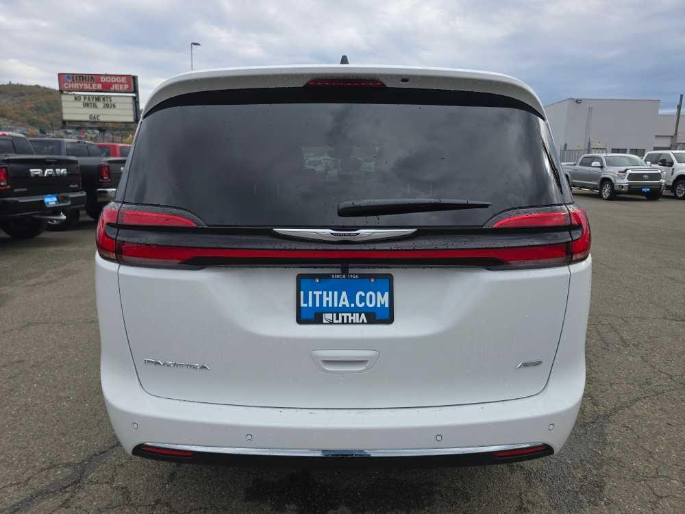 new 2026 Chrysler Pacifica car, priced at $47,995