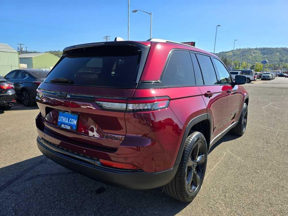new 2025 Jeep Grand Cherokee car, priced at $46,995