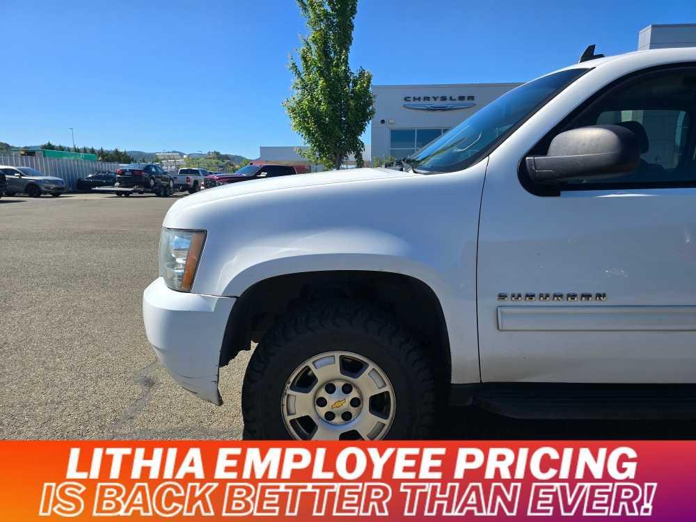 used 2014 Chevrolet Suburban car, priced at $13,995