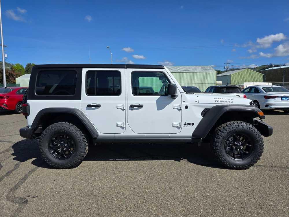 new 2025 Jeep Wrangler car, priced at $55,495