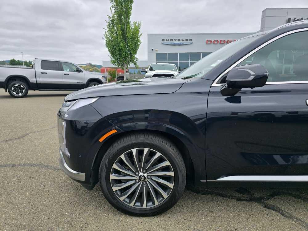 used 2024 Hyundai Palisade car, priced at $41,495