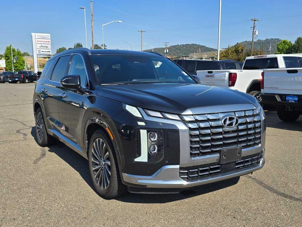 used 2024 Hyundai Palisade car, priced at $42,995