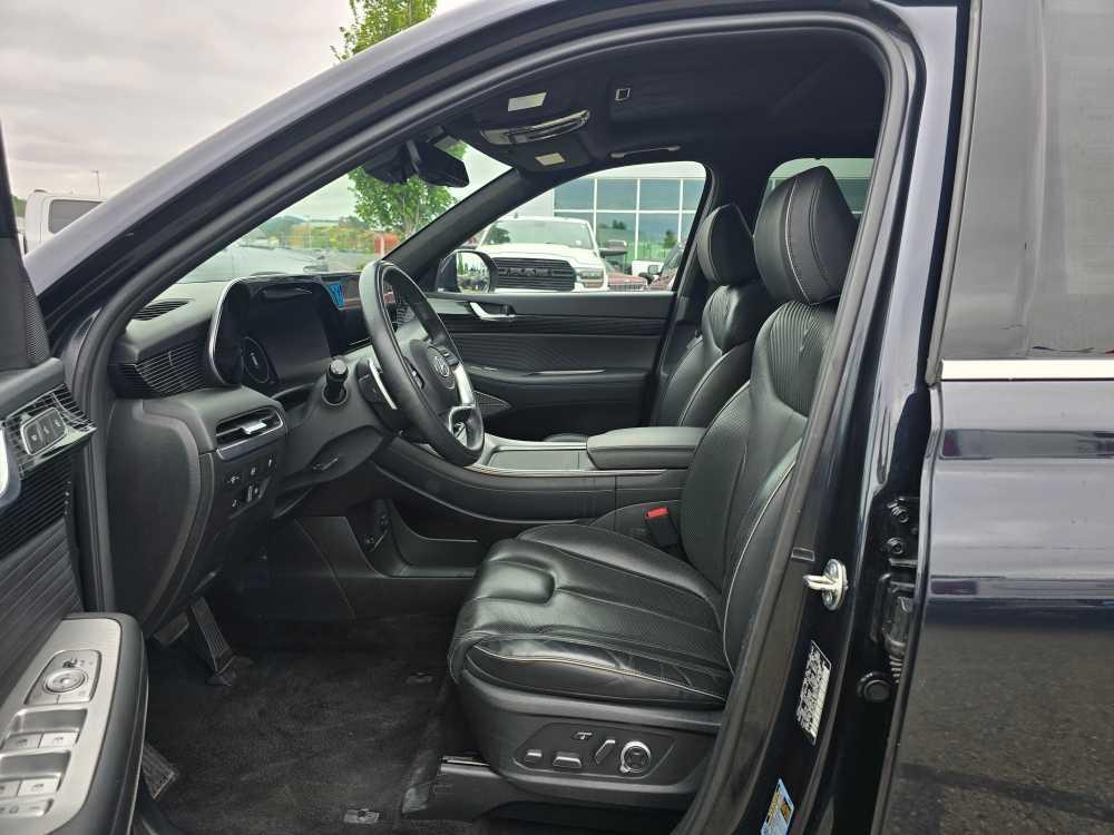 used 2024 Hyundai Palisade car, priced at $41,495