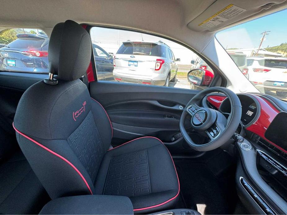 new 2024 FIAT 500e car, priced at $30,995