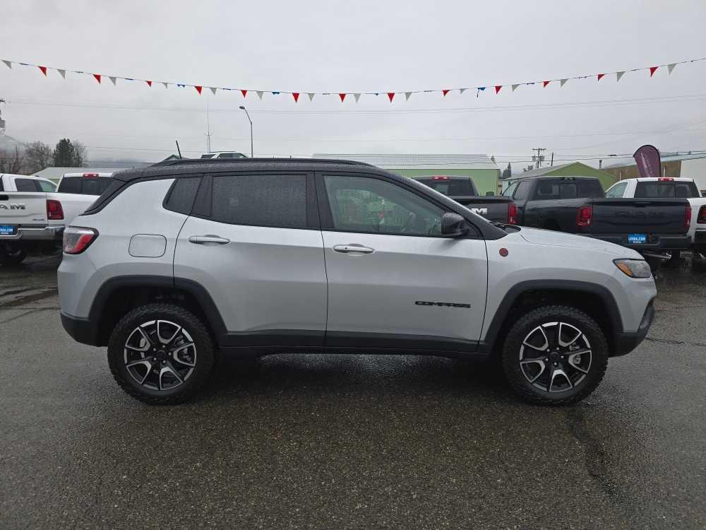 new 2026 Jeep Compass car, priced at $35,995