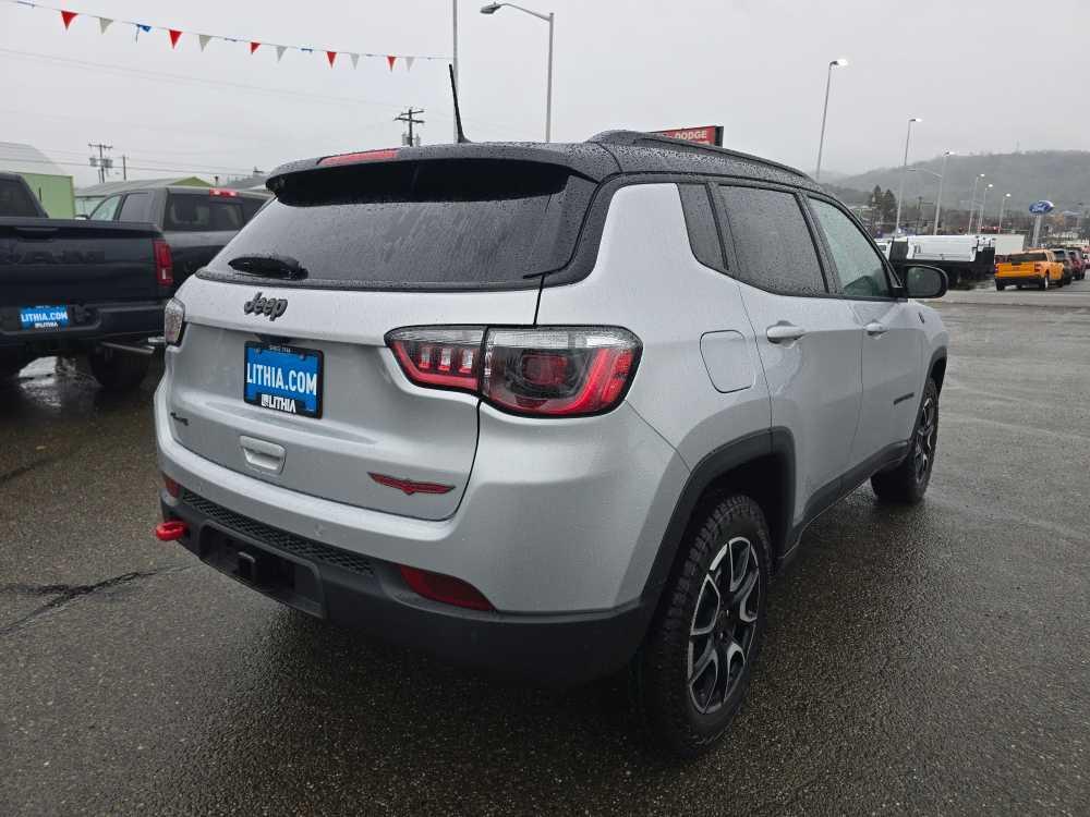 new 2026 Jeep Compass car, priced at $35,995