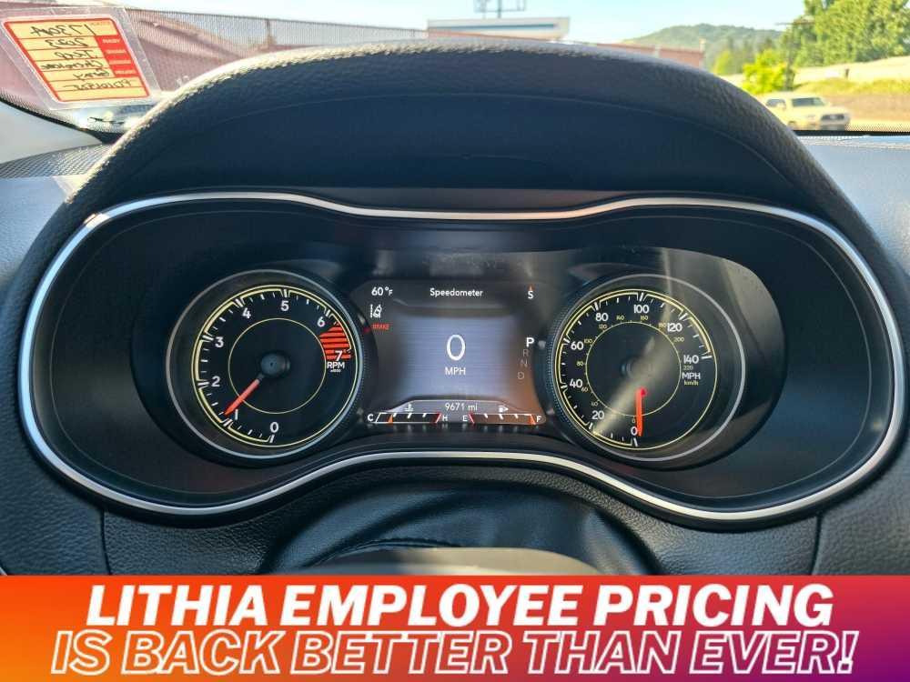 used 2023 Jeep Cherokee car, priced at $32,995