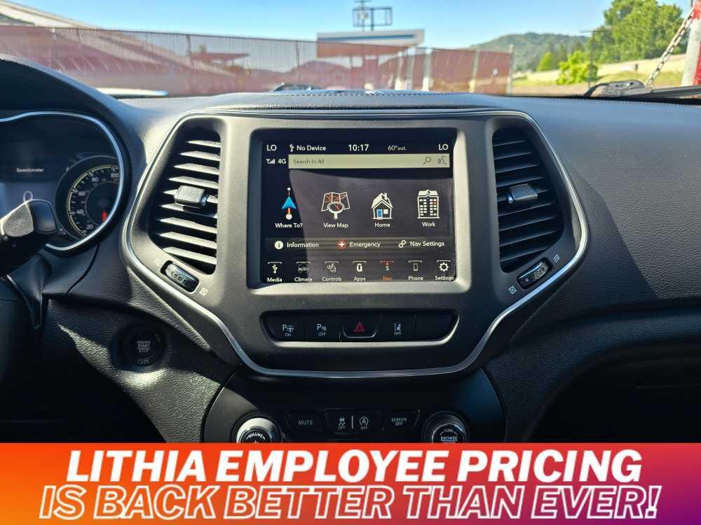 used 2023 Jeep Cherokee car, priced at $32,995