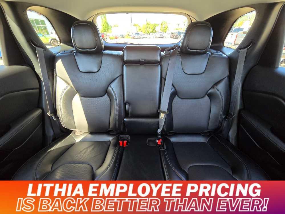 used 2023 Jeep Cherokee car, priced at $32,995