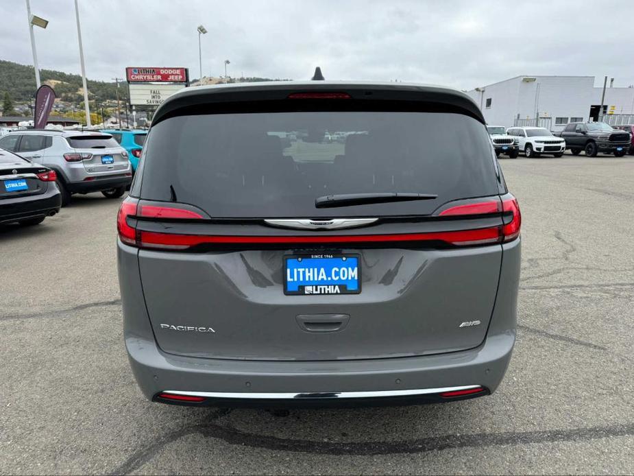 new 2024 Chrysler Pacifica car, priced at $42,995