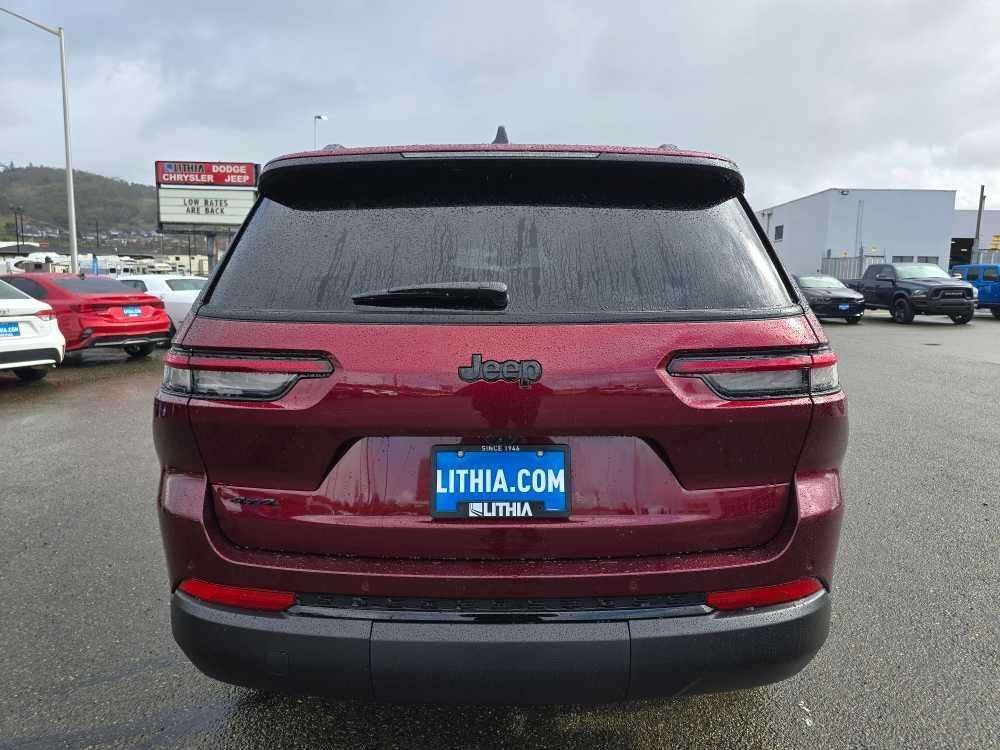new 2025 Jeep Grand Cherokee L car, priced at $41,495