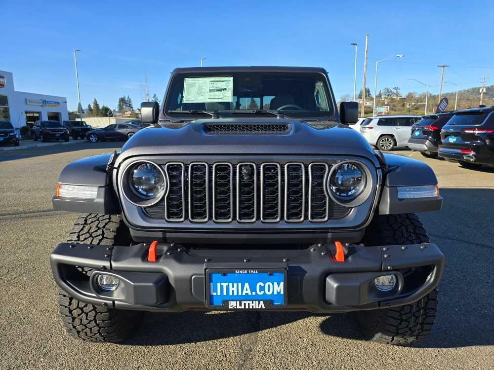 new 2025 Jeep Gladiator car, priced at $59,995