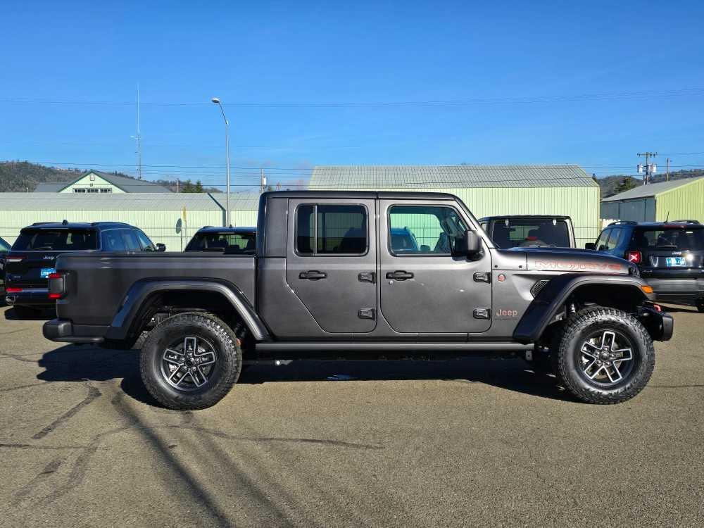 new 2025 Jeep Gladiator car, priced at $59,995