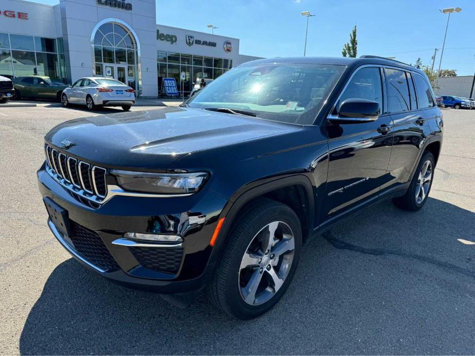 used 2023 Jeep Grand Cherokee car, priced at $32,995