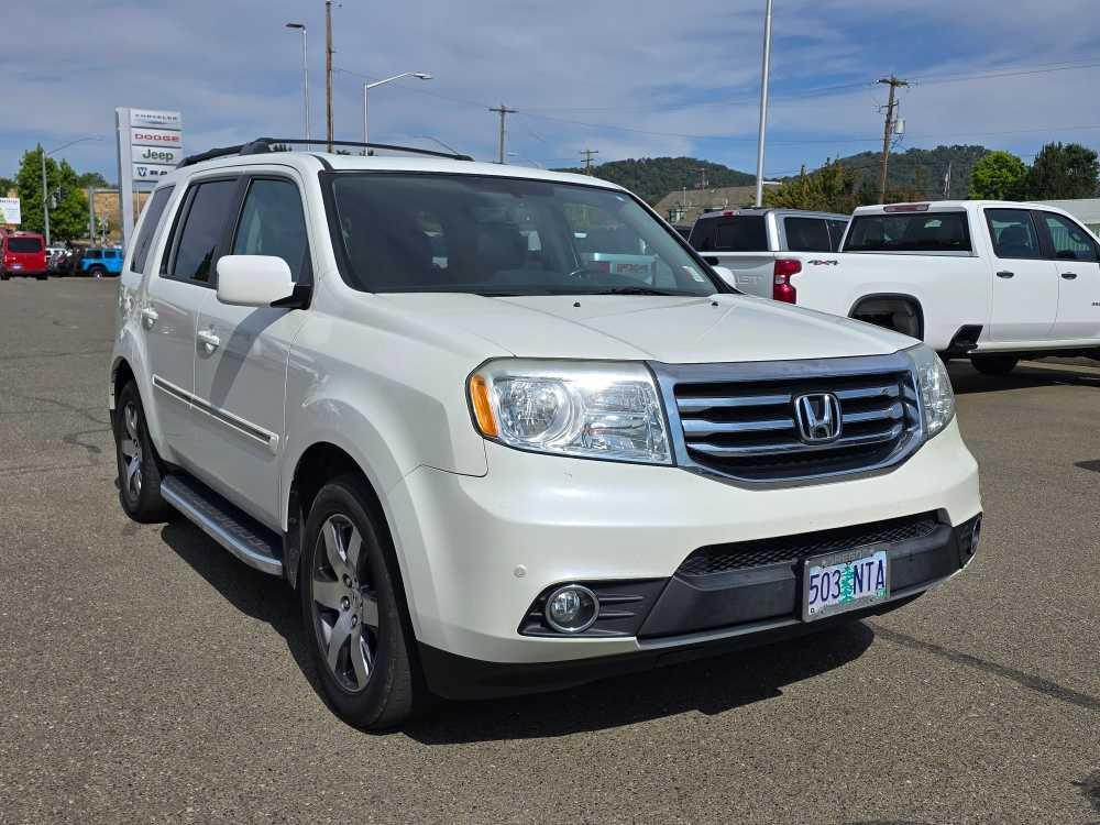 used 2015 Honda Pilot car, priced at $15,995