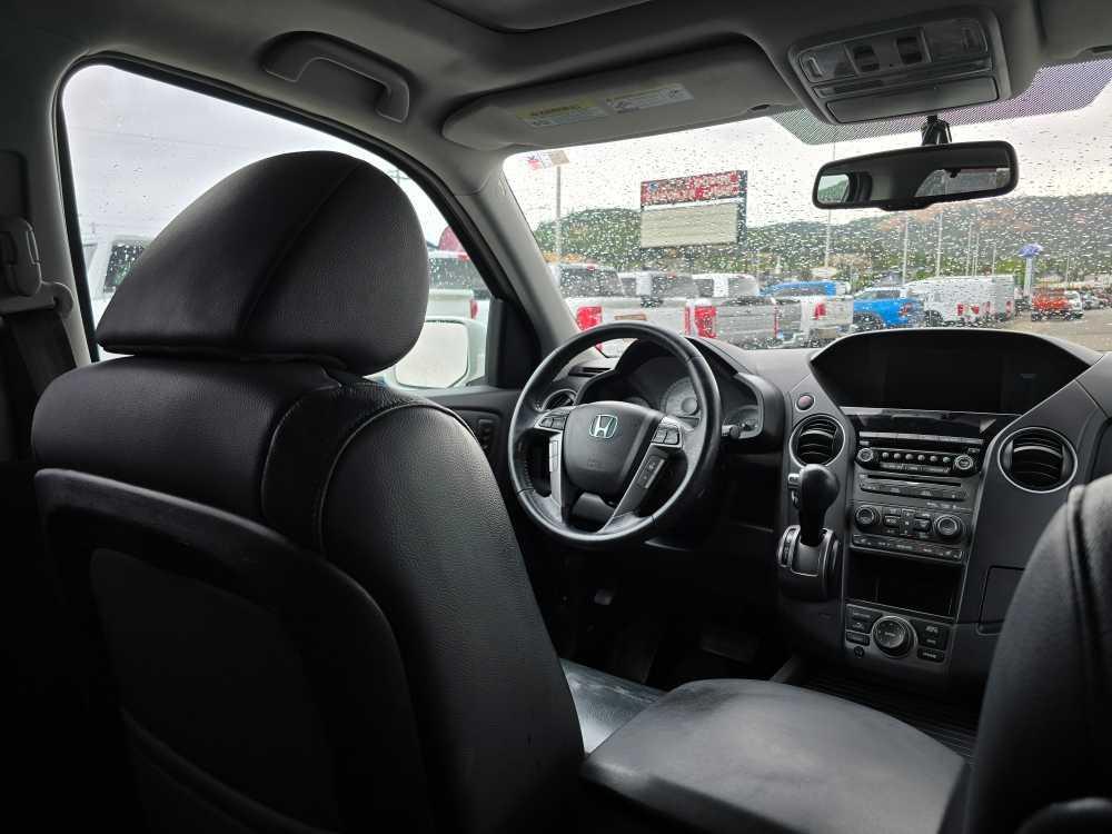 used 2015 Honda Pilot car, priced at $15,995