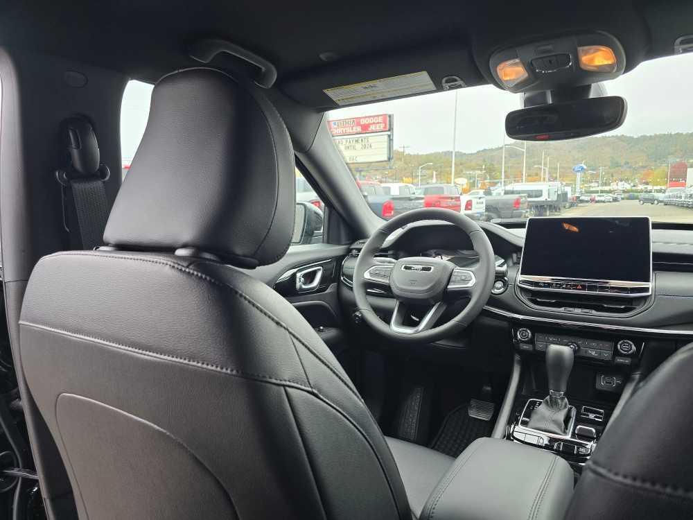 new 2026 Jeep Compass car, priced at $32,035