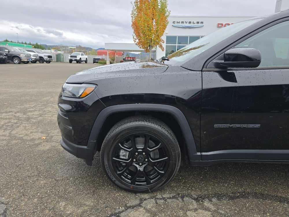 new 2026 Jeep Compass car, priced at $32,035