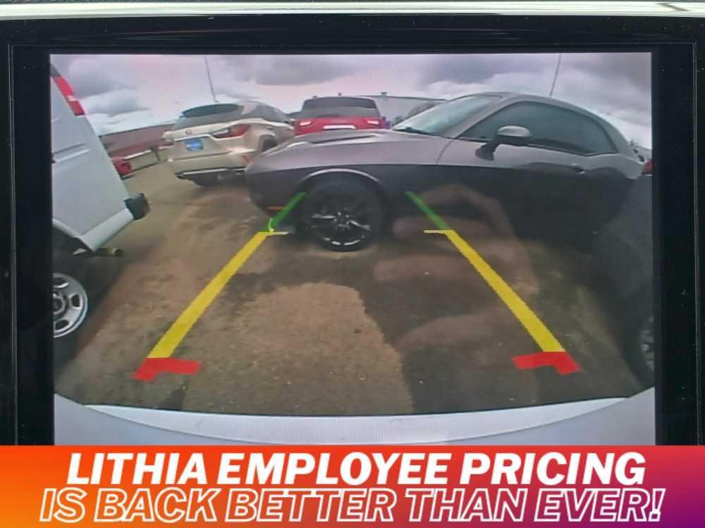 used 2022 Chrysler Pacifica car, priced at $24,995