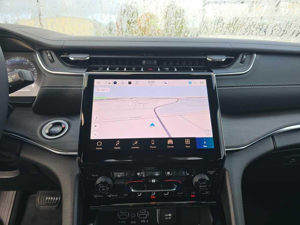 new 2025 Jeep Grand Cherokee car, priced at $56,995