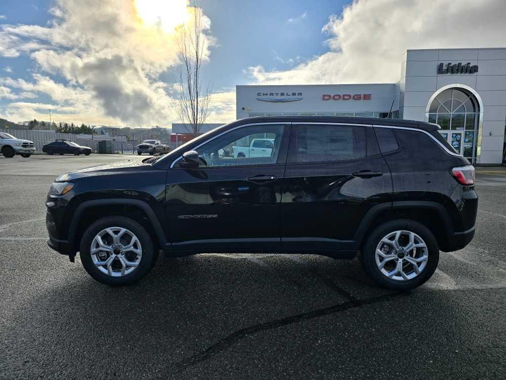 new 2025 Jeep Compass car, priced at $25,995