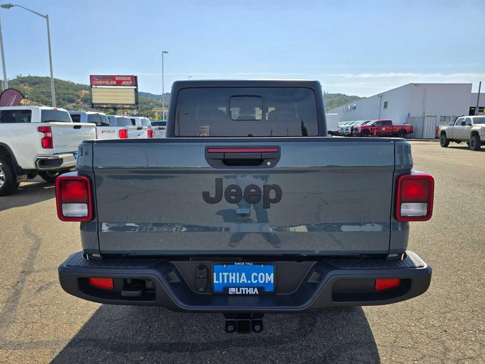 new 2025 Jeep Gladiator car, priced at $46,995