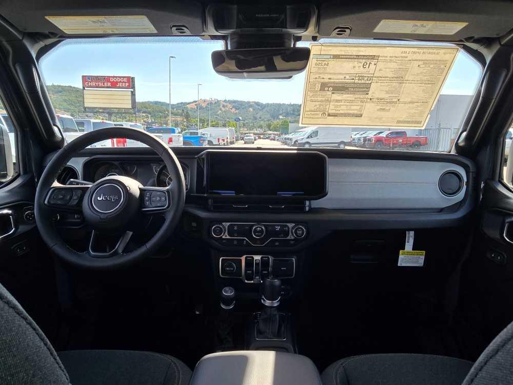 new 2025 Jeep Gladiator car, priced at $46,995