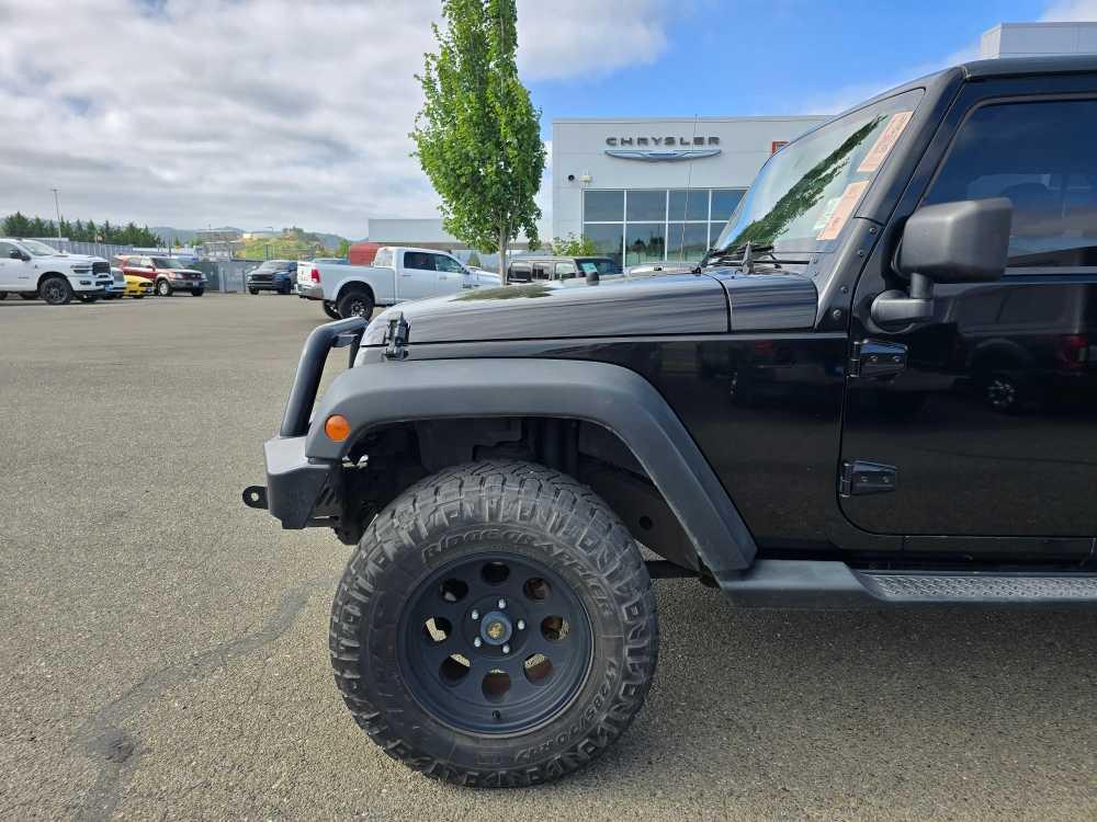 used 2013 Jeep Wrangler Unlimited car, priced at $23,995