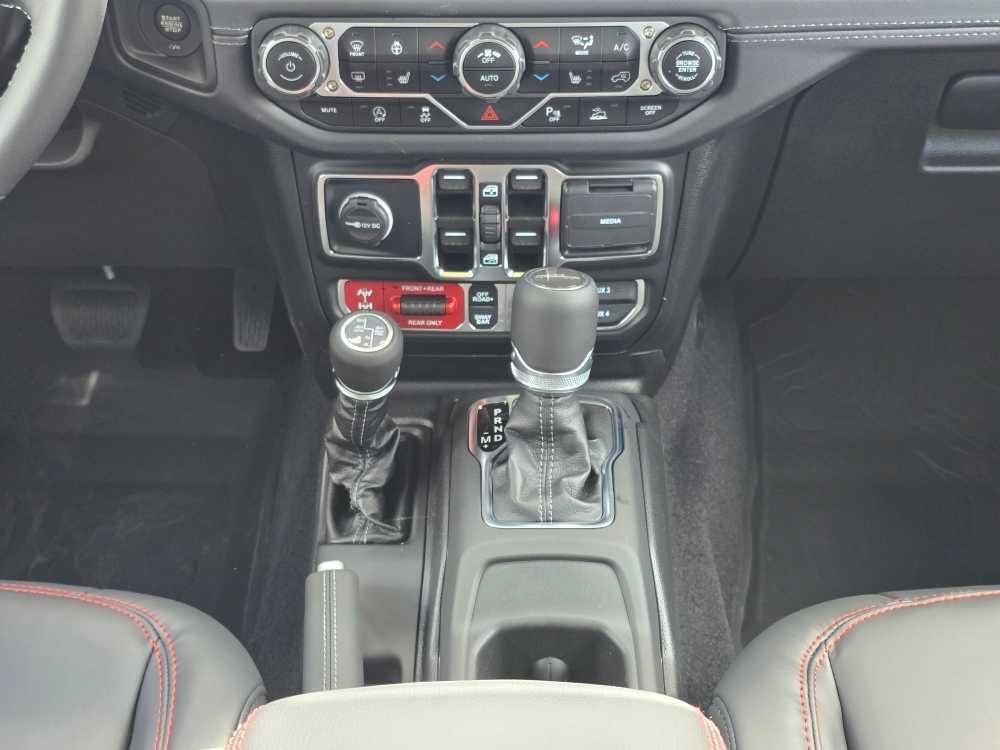 new 2025 Jeep Gladiator car, priced at $56,745