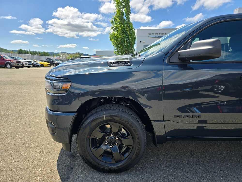 new 2025 Ram 1500 car, priced at $43,995