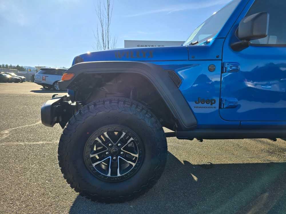 new 2025 Jeep Wrangler car, priced at $53,995