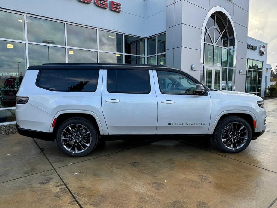 new 2024 Jeep Grand Wagoneer L car, priced at $117,995