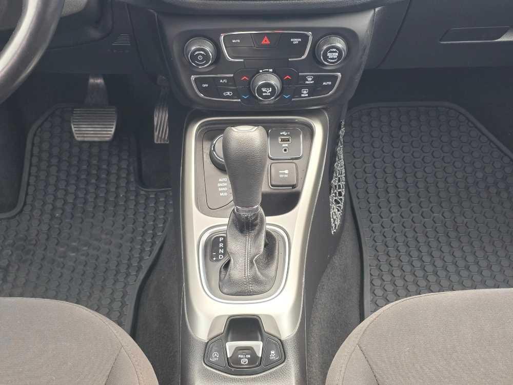 used 2020 Jeep Compass car, priced at $17,495