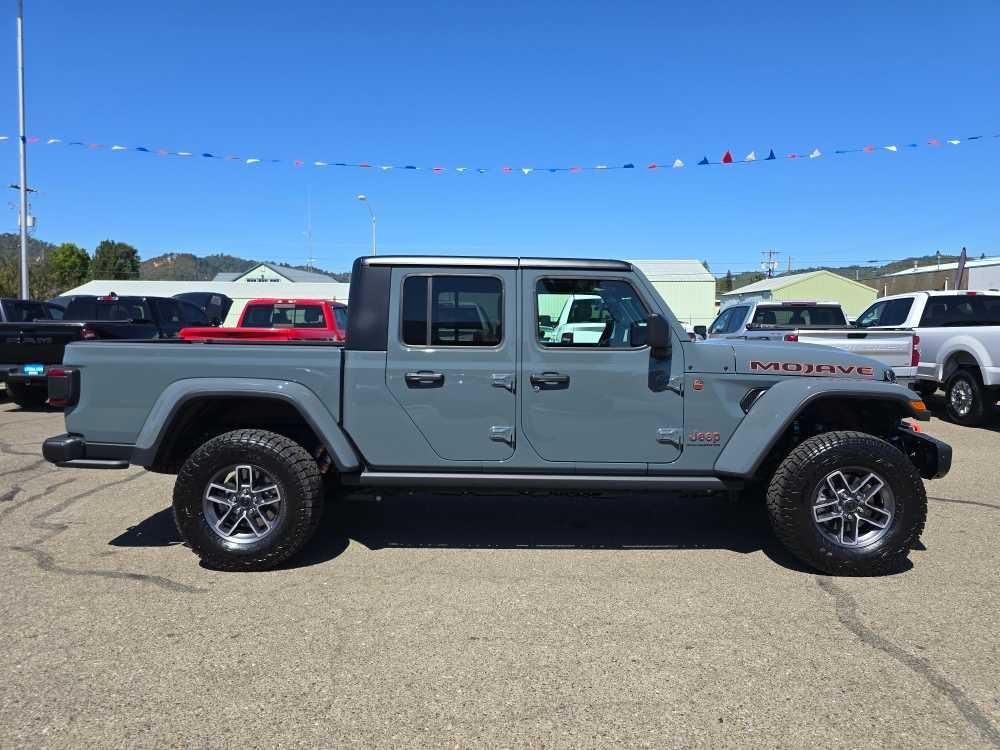 new 2025 Jeep Gladiator car, priced at $49,995