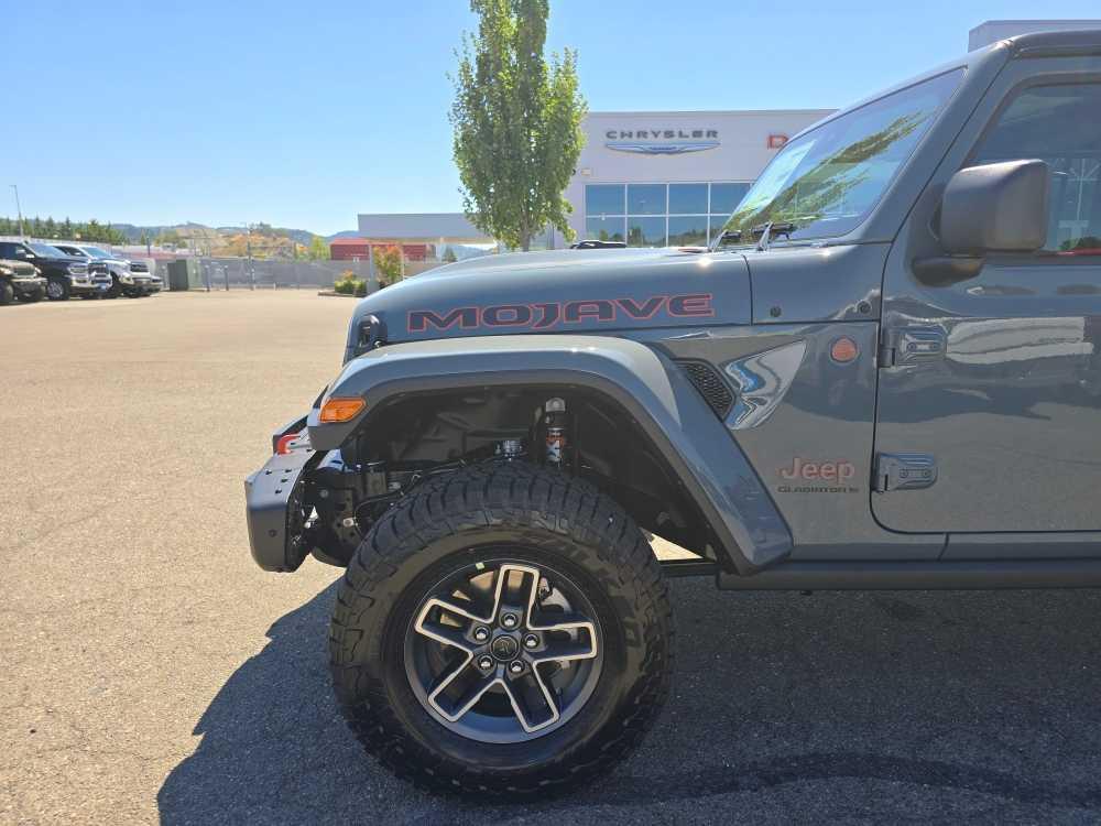 new 2025 Jeep Gladiator car, priced at $49,995
