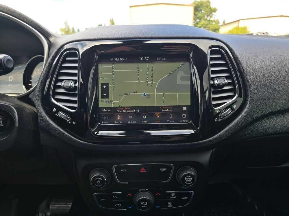 used 2020 Jeep Compass car, priced at $18,995