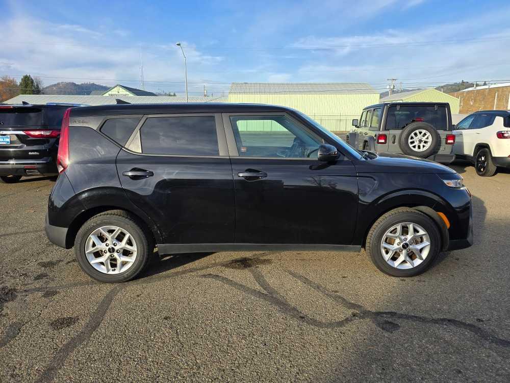 used 2022 Kia Soul car, priced at $14,495