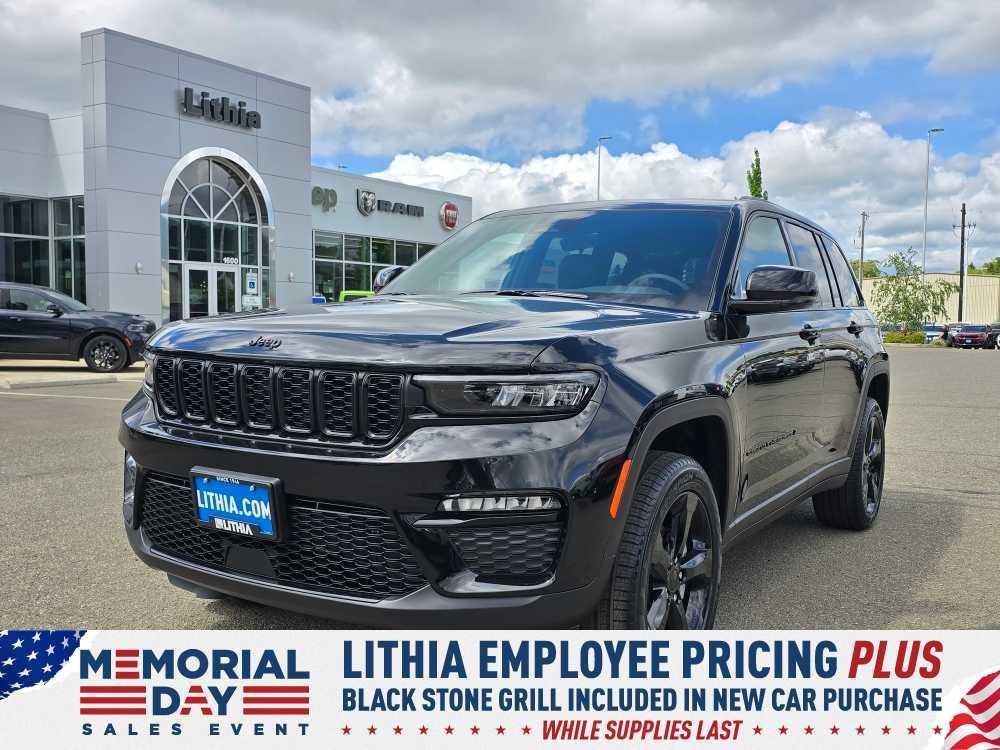 new 2025 Jeep Grand Cherokee car, priced at $48,995