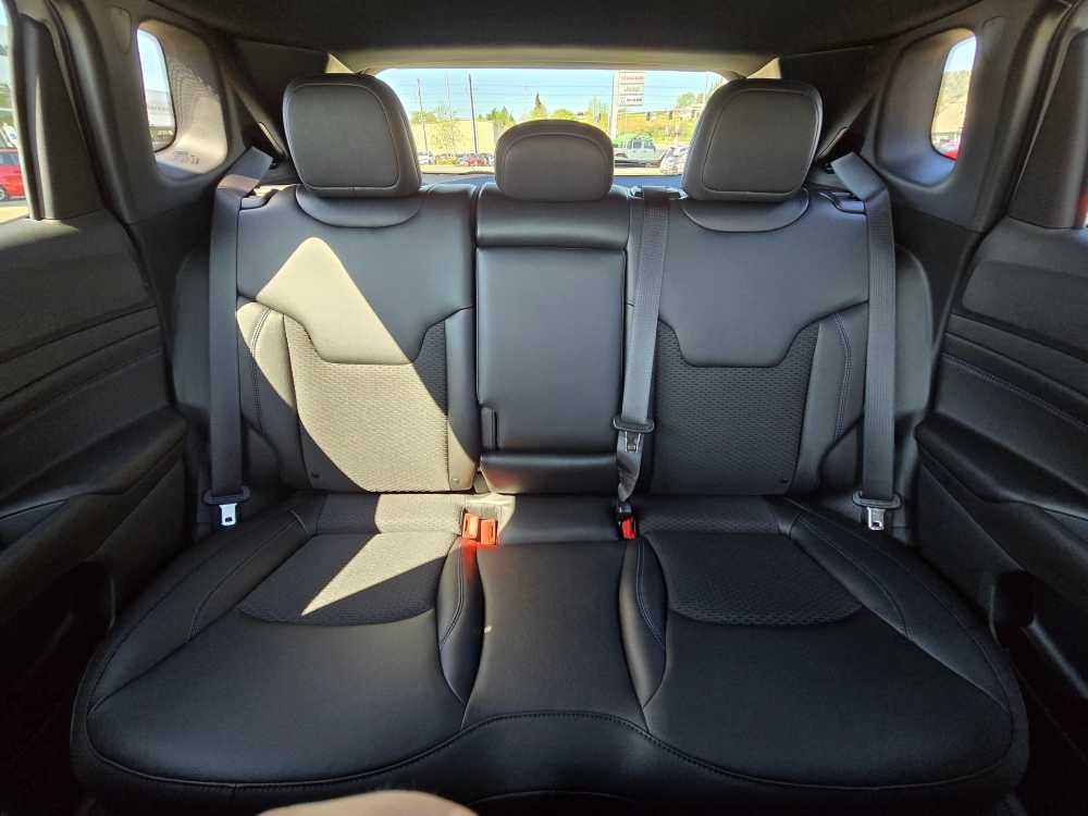 new 2025 Jeep Compass car, priced at $27,995