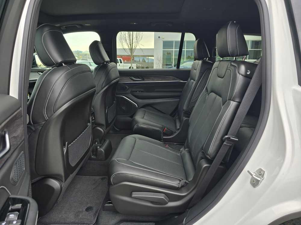 new 2025 Jeep Grand Cherokee L car, priced at $53,995