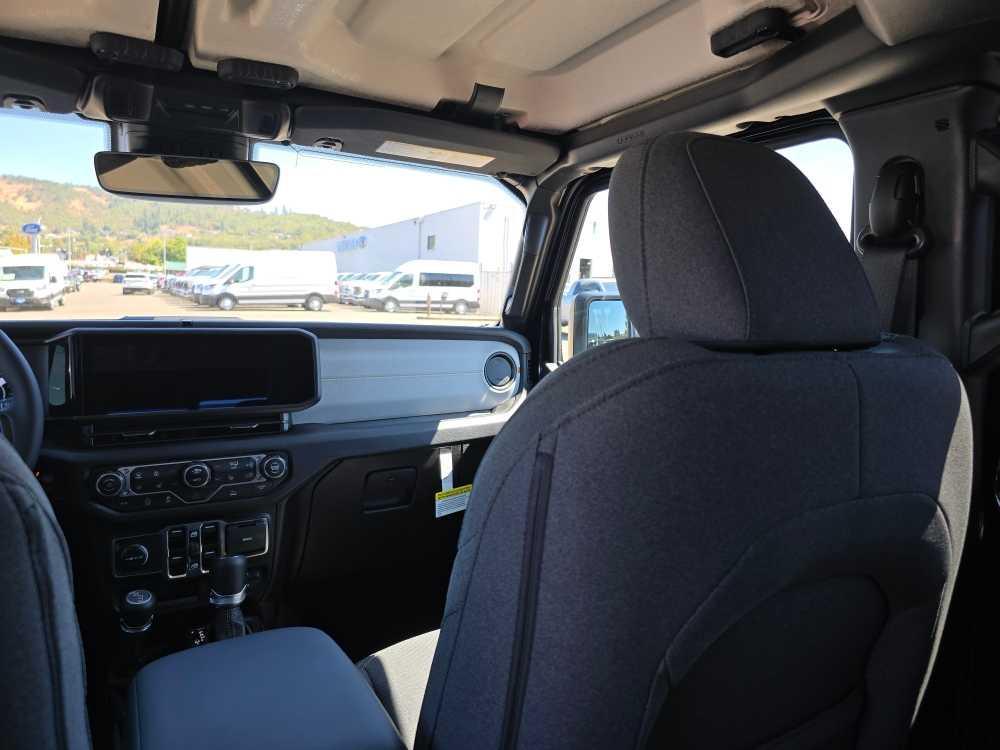 new 2025 Jeep Gladiator car, priced at $44,995