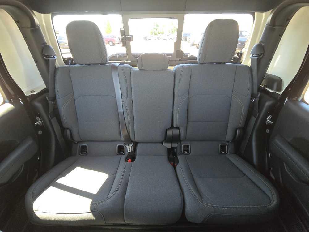 new 2025 Jeep Gladiator car, priced at $44,995