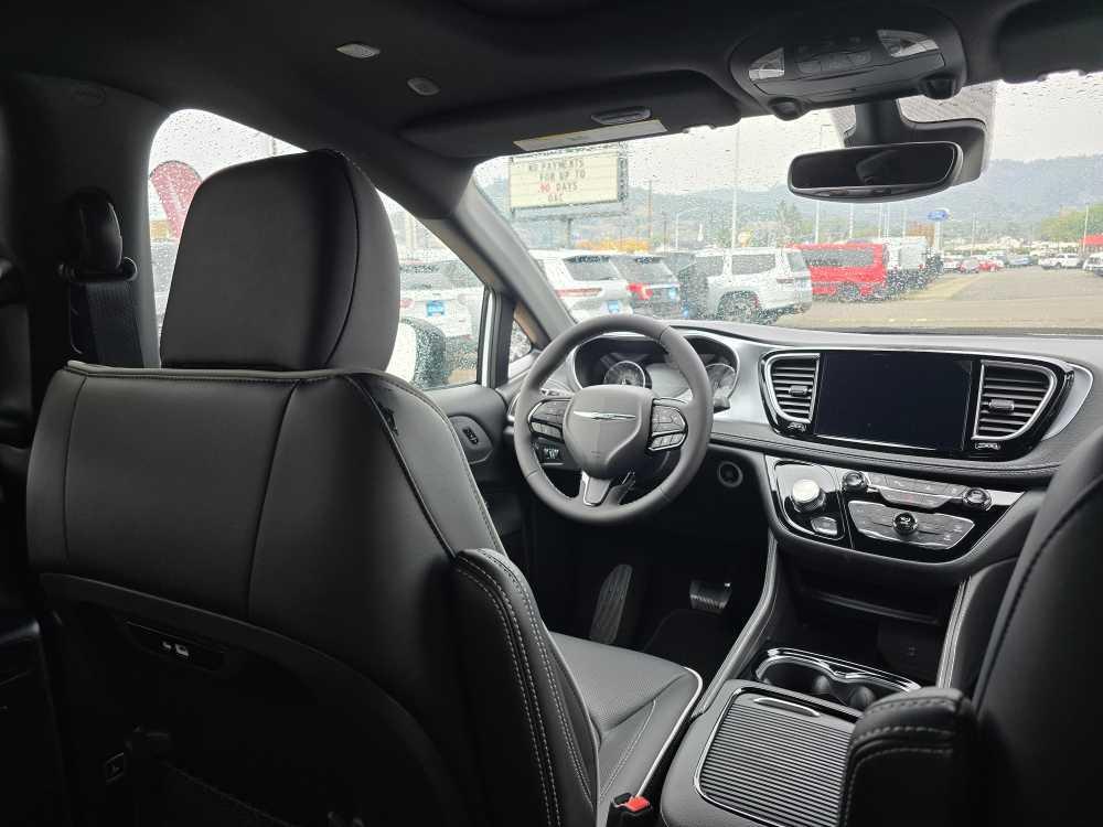 new 2026 Chrysler Pacifica car, priced at $48,995