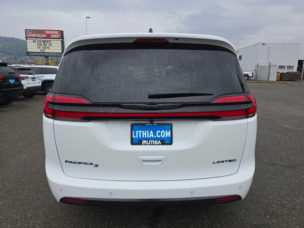 new 2026 Chrysler Pacifica car, priced at $48,995